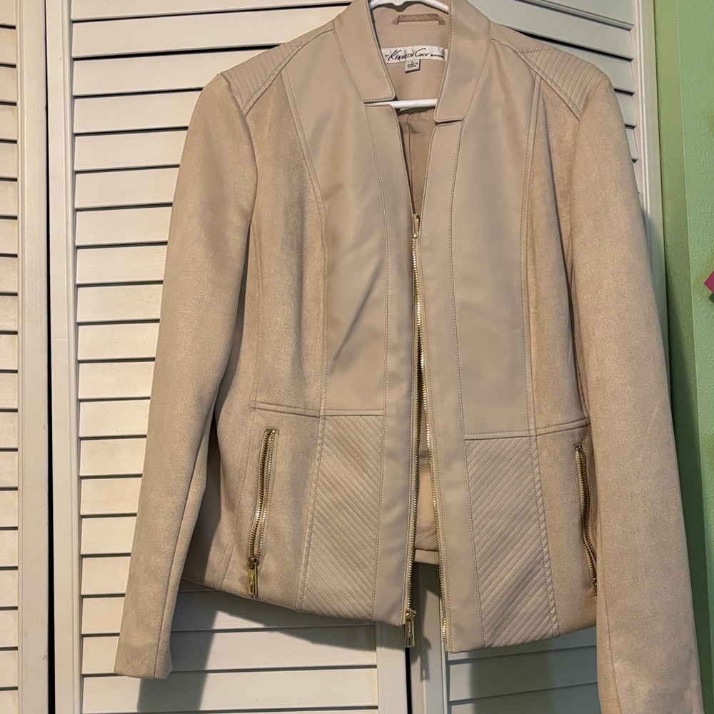 Kenneth Cole New York Beige Jacket with Gold Accents